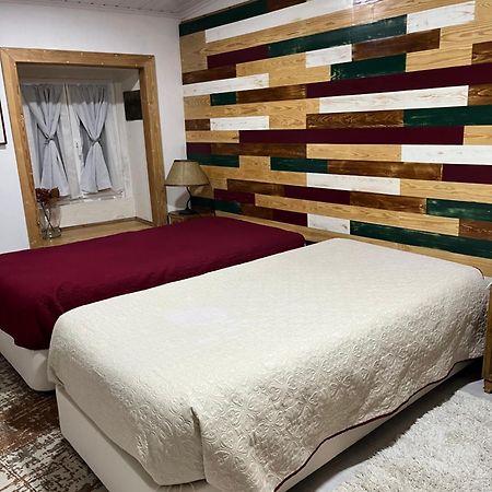 הוילה טומאר Pe Do Castelo Casinha - Pet Friendly & Garage מראה חיצוני תמונה